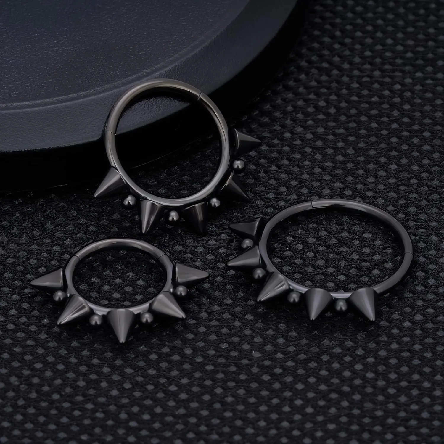 14G 16G Septum Jewelry G23 Titanium Septum Rings Spiked Cartilage Helix Earrings Hinged Segment Seamless Clicker Nose Rings Daith Piercing Jewelry
