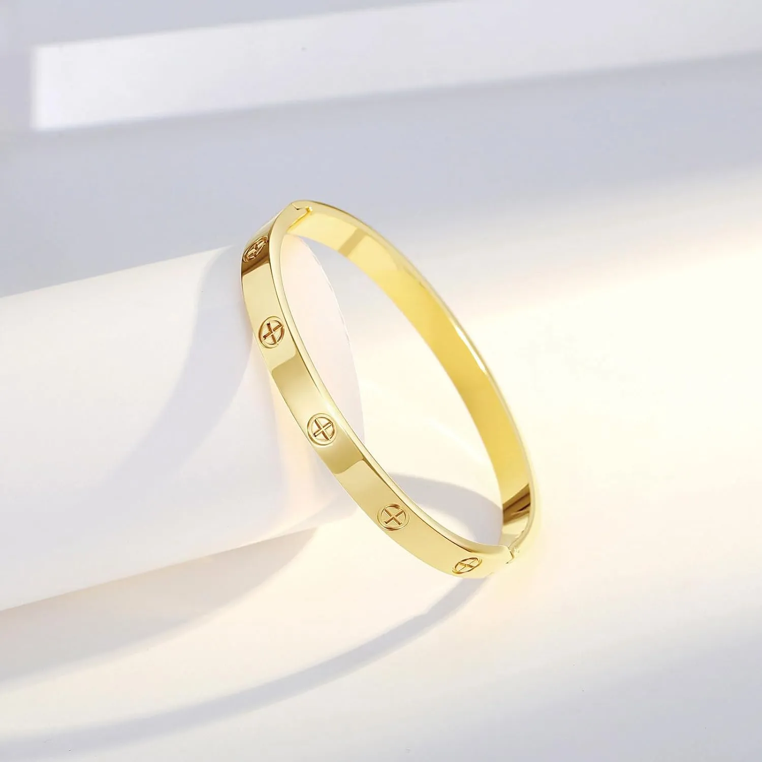 18K Gold Plated Love Bangle Bracelets for Women, Stainless Steel Cubic Zirconia Bangle Crystal Friendship Jewelry, Easter Wedding Birthday Gifts for Her, Girlfriend, Wife, Monther