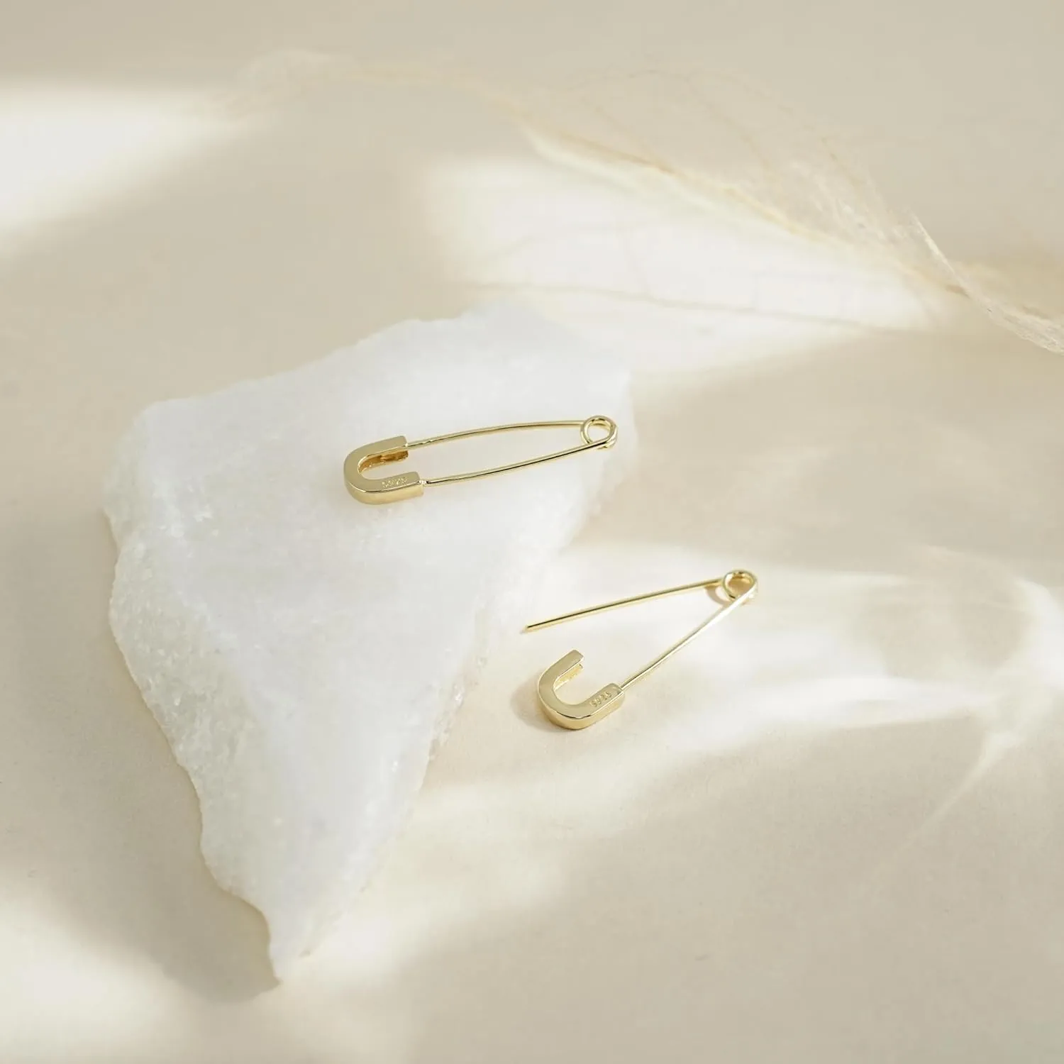 CHIC & ARTSY 925 Sterling Silver Safety Pin Earrings Punk Style Paperclip Earrings Unisex - Solidarity Peace
