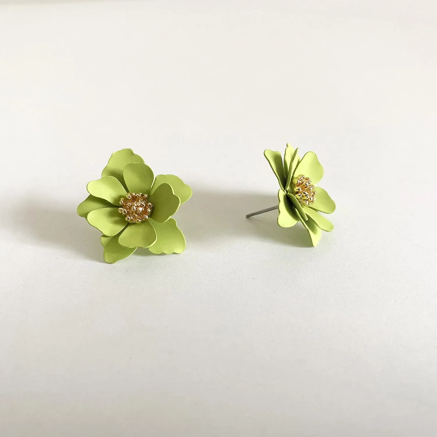 Chic Cute Boho Matte Flower Statement Stud Earrings with Gold Flower Bud for Women Sister Mom Lover and Friends