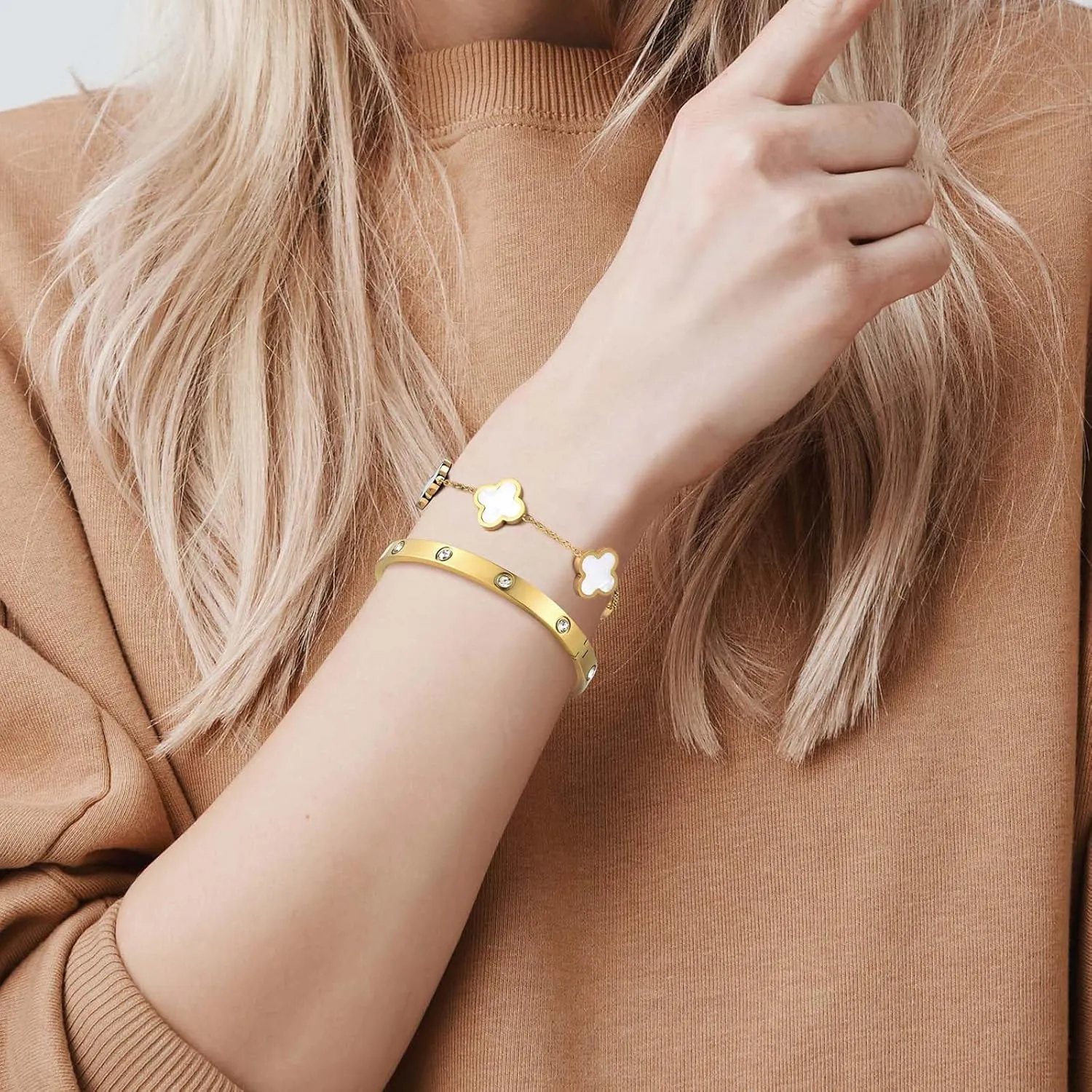 Dainty Gold Clover Bracelet Love Bangle Set Non Tarnish Gold Bracelet Stack and Black White Four Leaf Clover Bracelet Simple Cute Friendship Bangle Bracelets for Women Trendy Holiday Gifts