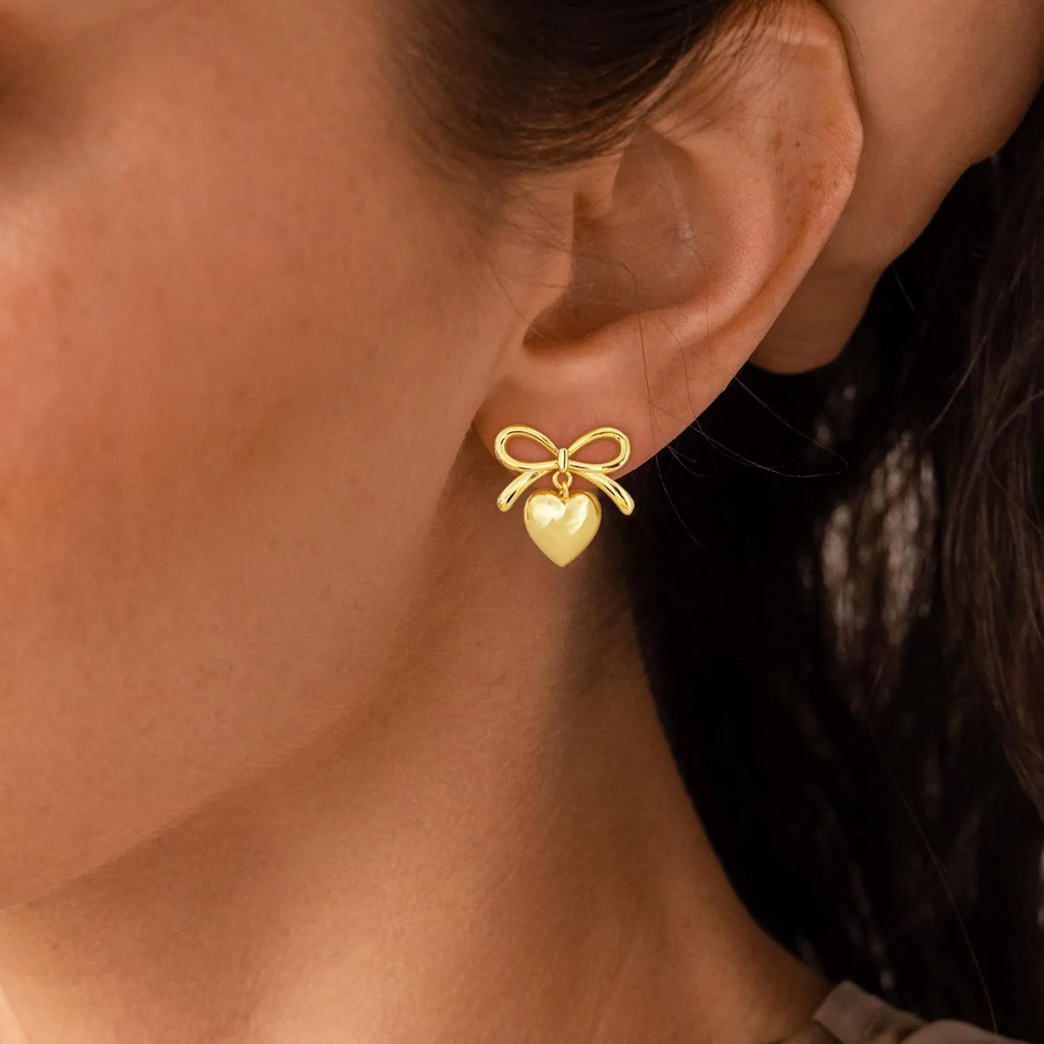 Gold Bow Earrings for Women Trendy, Cute Bow Stud Earring 14k Gold Plated Dainty Ribbon Pearl Bow Drop Dangle Earrings Hypoallergenic Gold Earrings Sparkly Christmas Earrings for Women Jewelry Gift