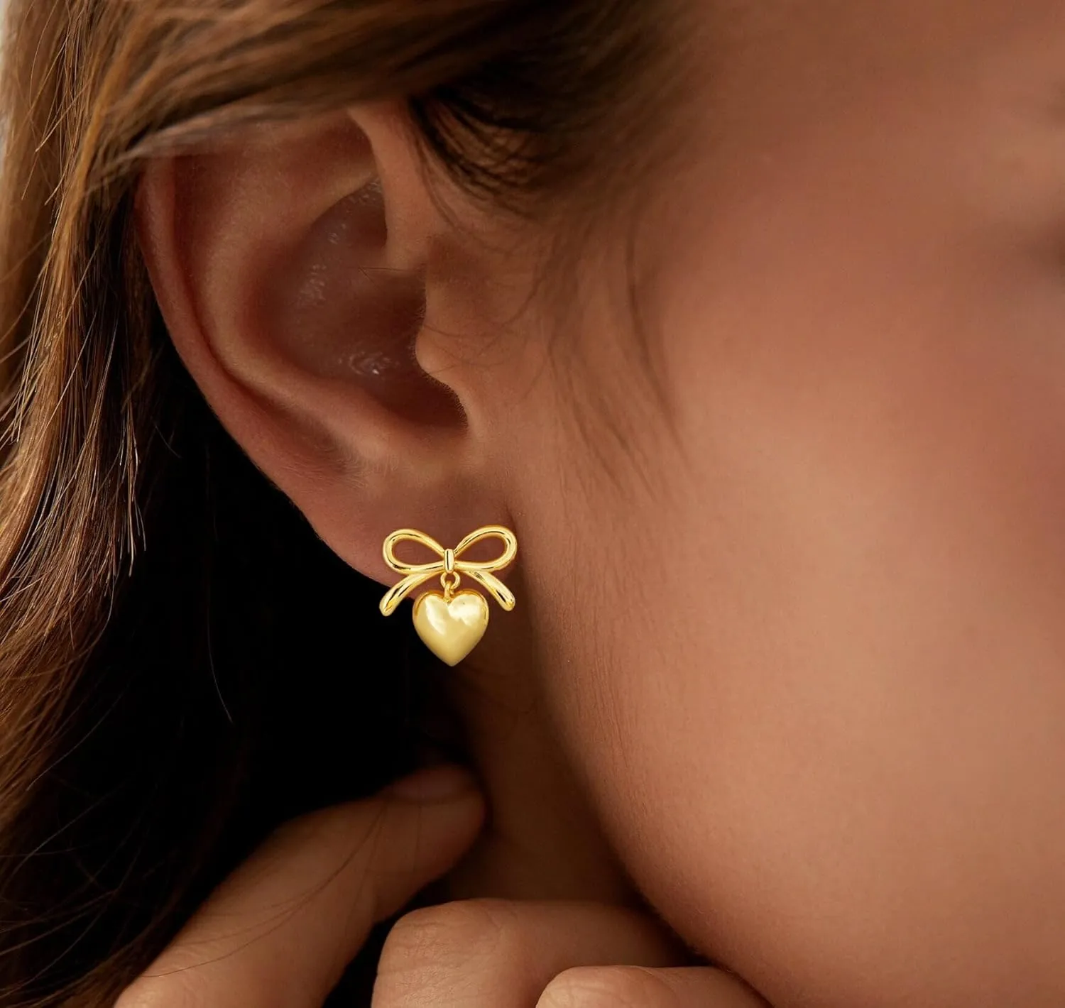 Gold Bow Earrings for Women Trendy, Cute Bow Stud Earring 14k Gold Plated Dainty Ribbon Pearl Bow Drop Dangle Earrings Hypoallergenic Gold Earrings Sparkly Christmas Earrings for Women Jewelry Gift