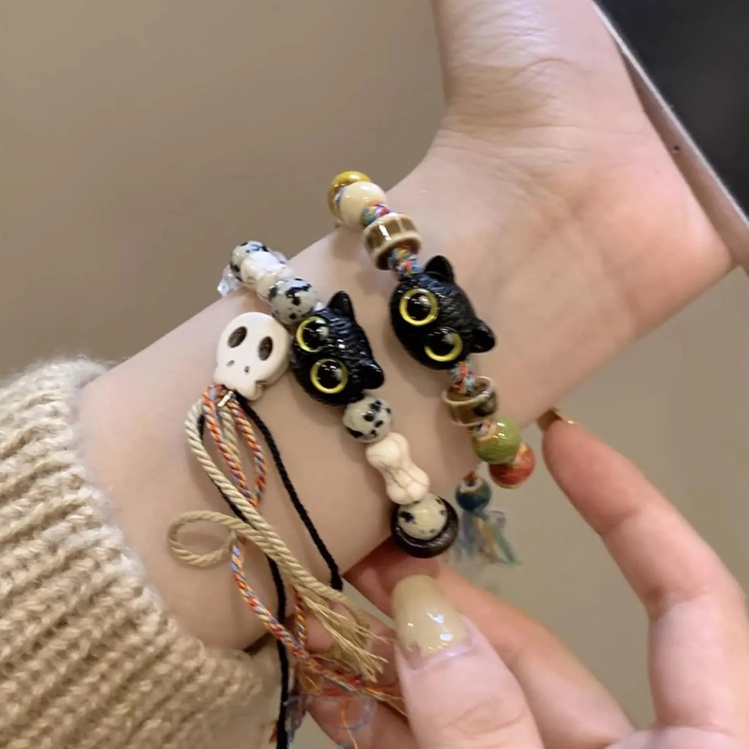 Handmade Cute Cat Bracelet, Adjustable Cartoon Black Cat Beaded Bracelet, Ceramic Braided Beaded Bracelets Friendship Jewelry for Women