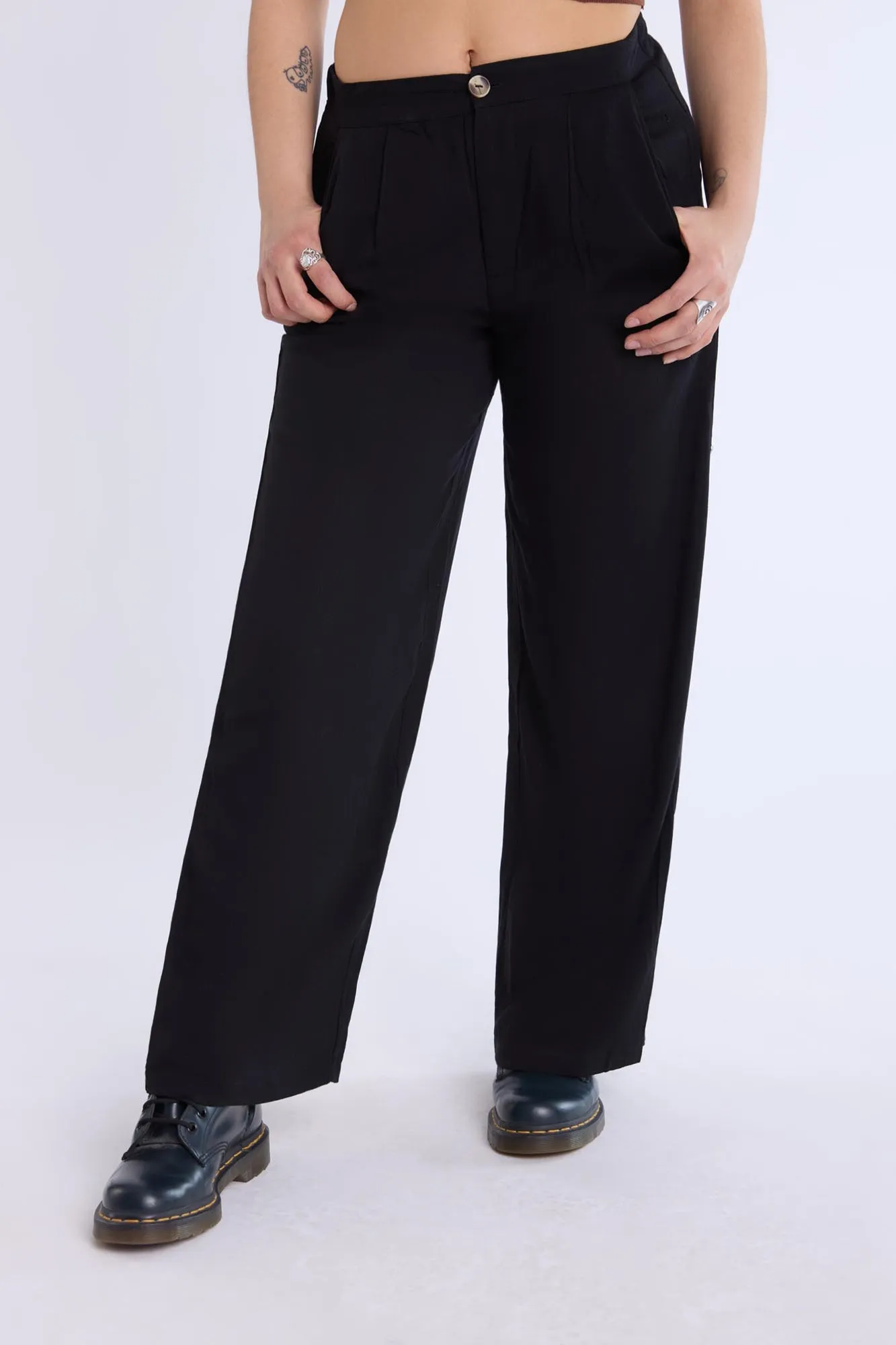 Lined Wide-Leg Pant
