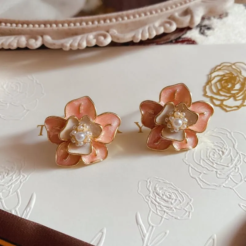 ONLYJUMP 3D Large Flower Earrings for Women Chic Petal Statement Earrings Bohemian Elegant Plated Big Alloy Metal Flower Earrings