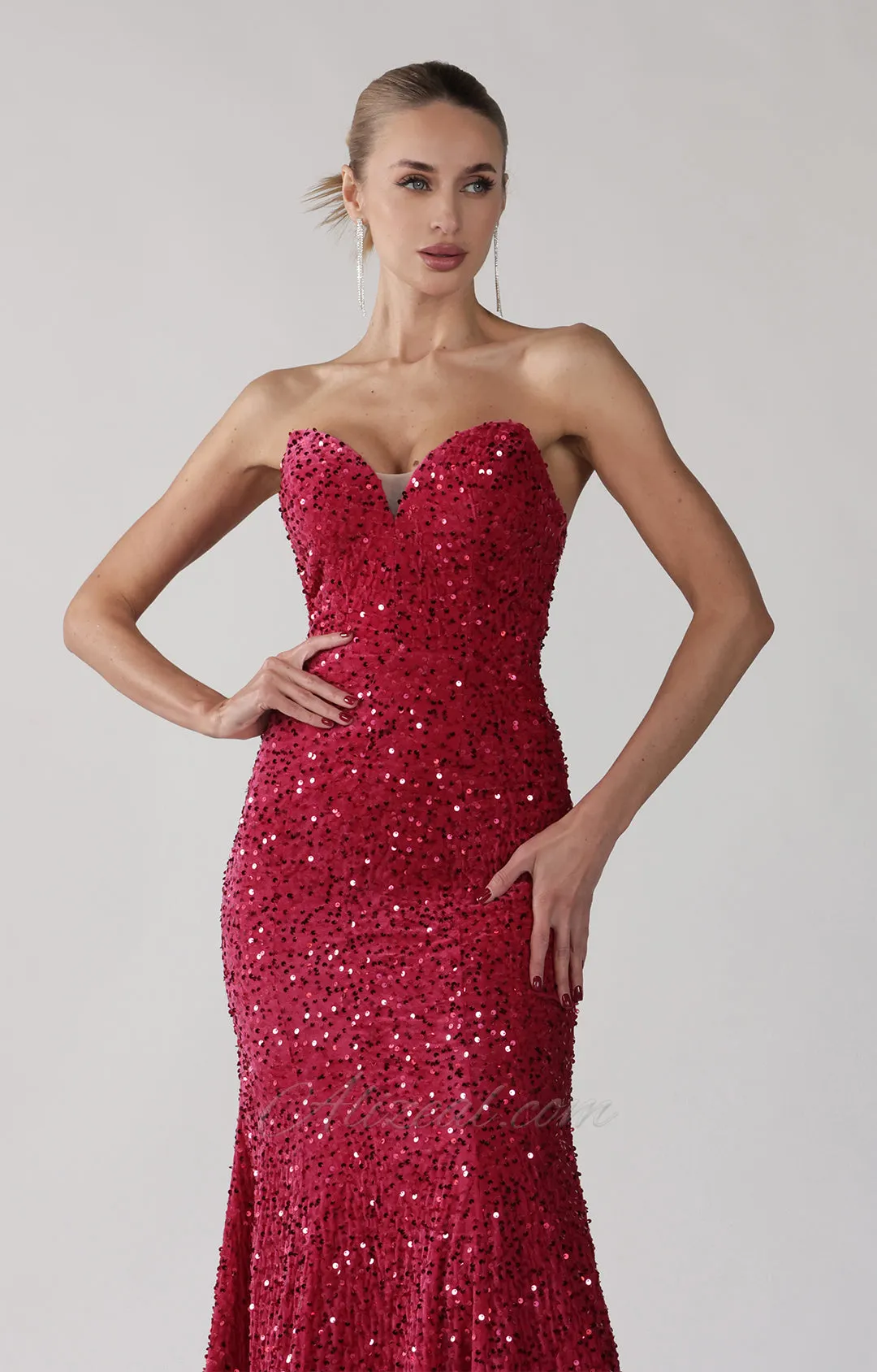 Strapless V-Neck Sequins Sweep Train Mermaid Maxi Dress