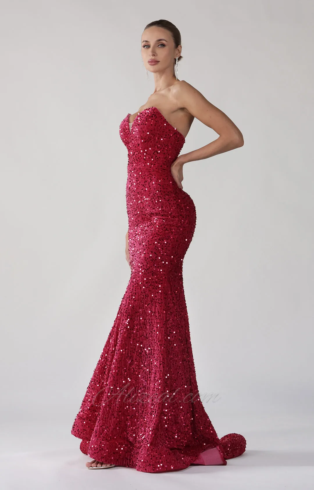 Strapless V-Neck Sequins Sweep Train Mermaid Maxi Dress