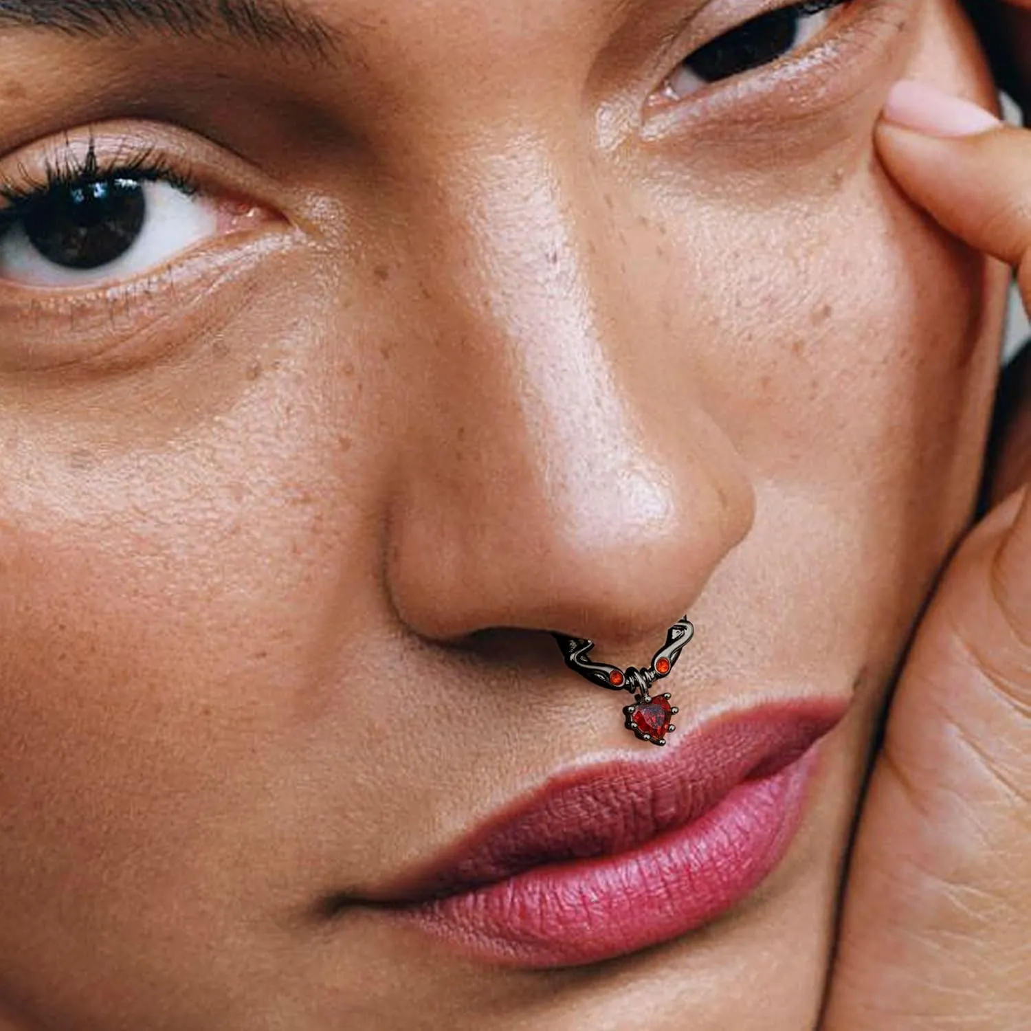 UBGICIG 16G Silver/Gold/Black Rose Septum Rings Heart CZ Hinged Nose Rings Hoops Stainless Steel Daith Piercing Jewelry Helix Tragus Conch Earrings Septum Clicker Nose Piercings for Women 8mm 10mm
