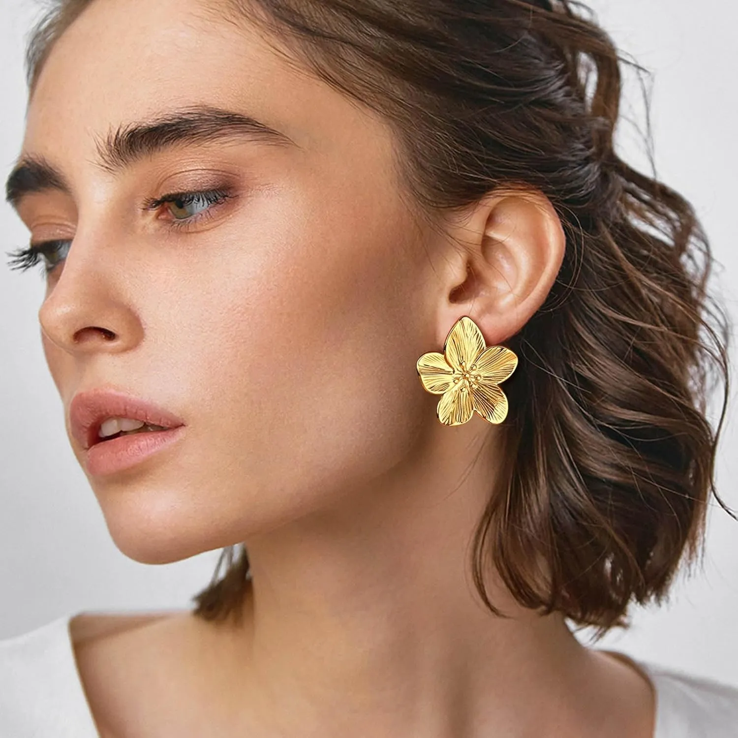 Womens Gold Studs Earrings, 14K Gold Plated Personality Big Stud Earring,Stainless Steel Hypoallergenic Ear Rings Trendy Jewelry,Christmas Birthday Gifts for Her Girlfriend Sister