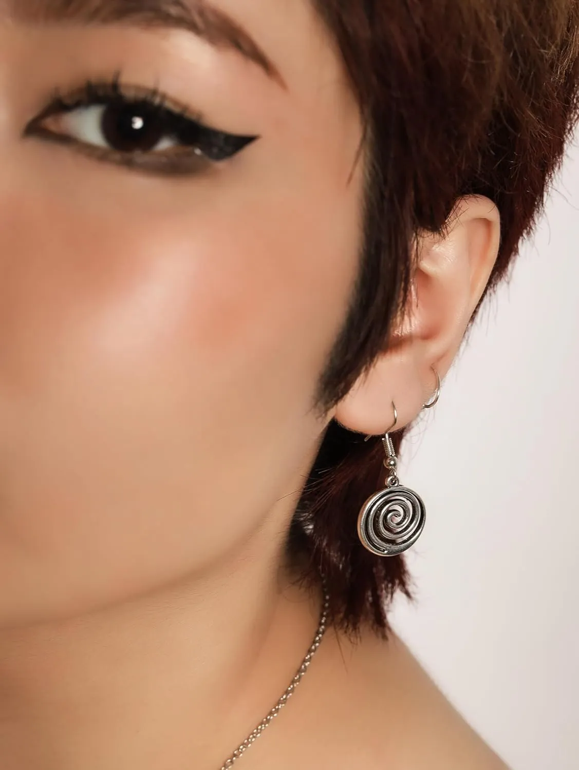 Y2K Edgy Emo Alt Dangle Earrings Grunge Punk Rock Jewelry Dangling Accessories Coolest Gifts for Women Teen Girls Her Trendy Stuff In Their 20s